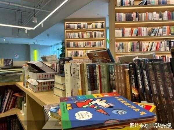 从卖咖啡到自持渠道 连锁书店的n种盈利路径