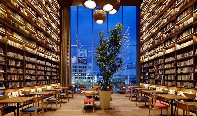 星巴克飘书香!全球最美书店T-SITE茑屋书店 让人美得窒息